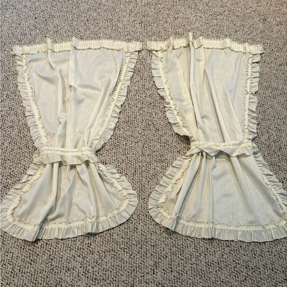 Cream Ruffled & Pleated Curtain Set With Tiebacks. Vintage
